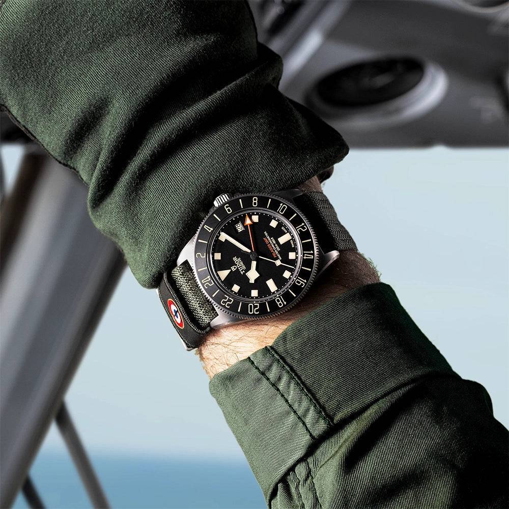 TUDOR Pelagos FXD GMT 42mm Black Dial Titanium Men's Automatic Watch - Image 4